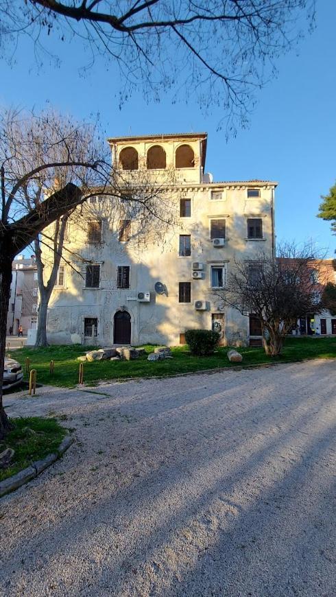 City Center Lodge Pula Dış mekan fotoğraf
